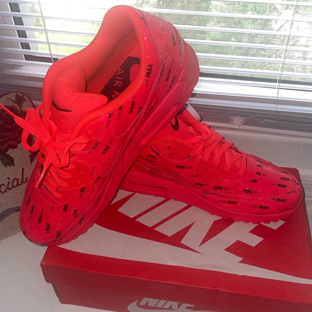 ‼️DEADSTOCK NIB NIKE AirMax Premium Men’s size 11.5 - SOLD!